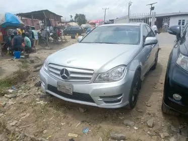 Mercedes-Benz C 300