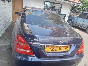Mercedes-Benz S 300