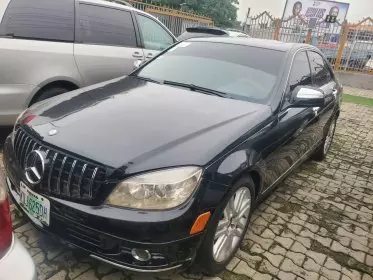 Mercedes-Benz C 300