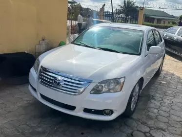 Toyota Avalon
