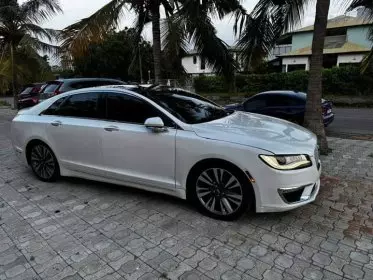 Lincoln MKZ