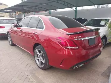 Mercedes-Benz C 200