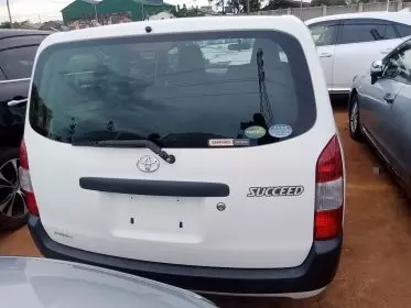 Toyota Succeed