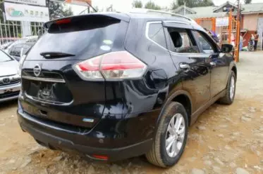 Nissan X- trail