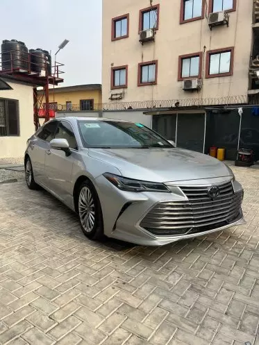 Toyota Avalon