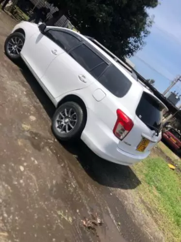 Toyota Fielder 