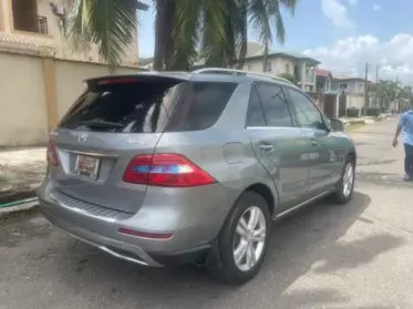 Mercedes-Benz ML 350