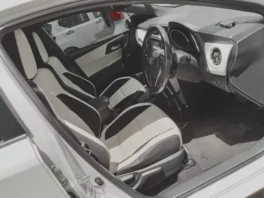 Toyota Auris Hybrid
