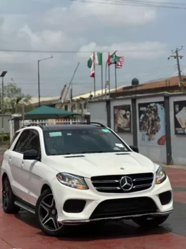 Mercedes-Benz GLE 350