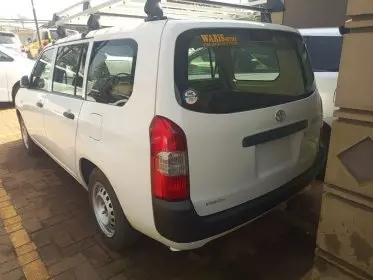 Toyota Succeed