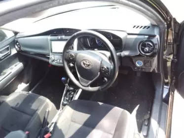 Toyota Fielder 