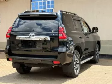 Toyota Landcruiser Prado