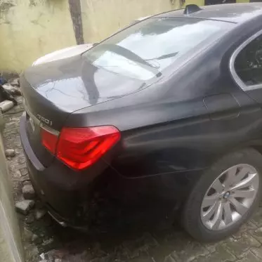 BMW 750