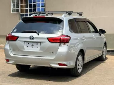 Toyota Fielder hybrid