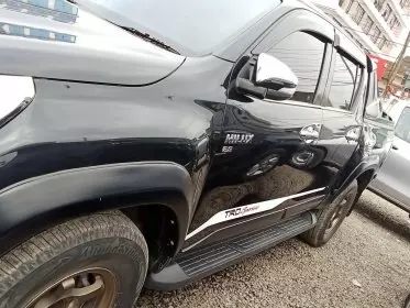 Toyota Hilux Revo