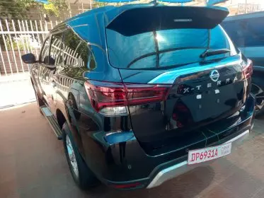 Nissan X-TERRA PLATINIUM