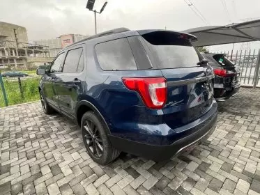 Ford Explorer XLT 3.5L