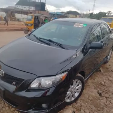 Toyota Corolla Sport