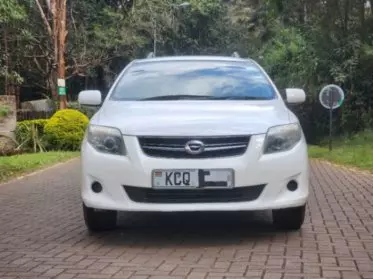Toyota Fielder 