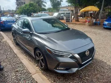 Nissan Sentra