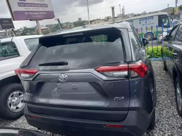 Toyota RAV 4