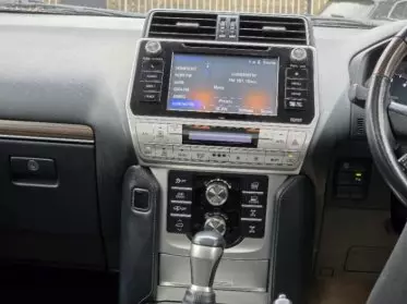 Toyota Land Cruiser Prado VX.L