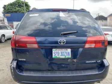 Toyota Sienna