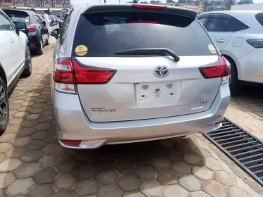 Toyota Fielder hybrid