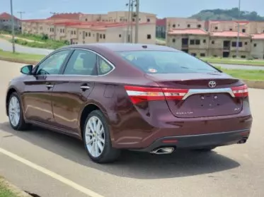 Toyota Avalon