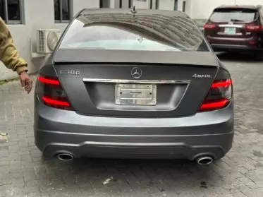 Mercedes-Benz C 300