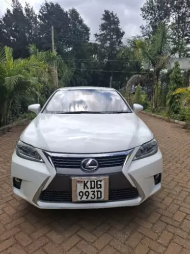 Lexus CT 200h