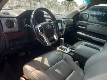 Toyota Tundra
