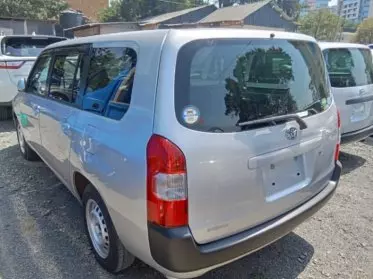 Toyota Succeed 
