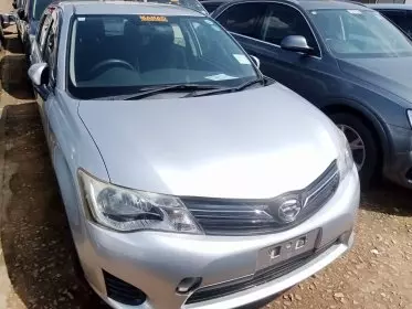Toyota Fielder 