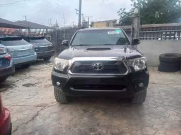 Toyota Tacoma