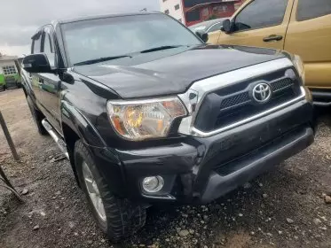 Toyota Tacoma