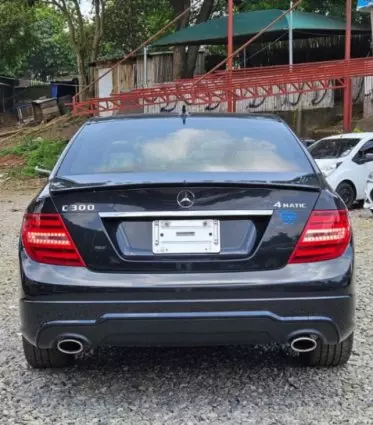 Mercedes-Benz C 300