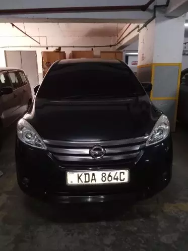 Nissan Lafesta