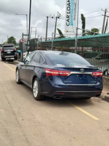Toyota Avalon