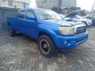 Toyota Tacoma