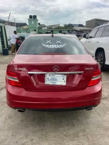Mercedes-Benz C 300