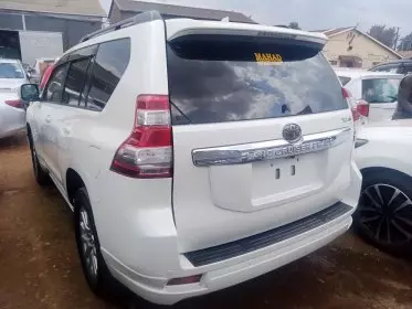 Toyota Landcruiser Prado