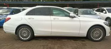 Mercedes-Benz C200