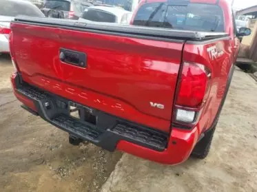Toyota Tacoma