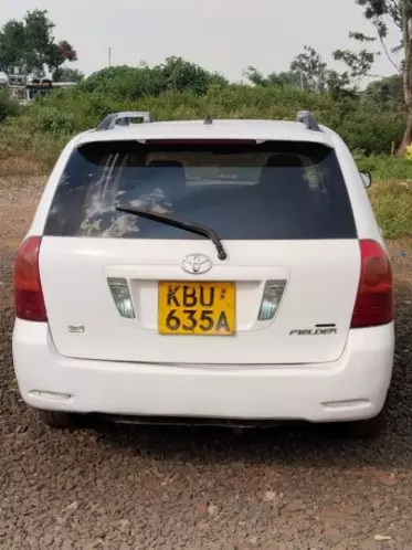 Toyota Fielder 