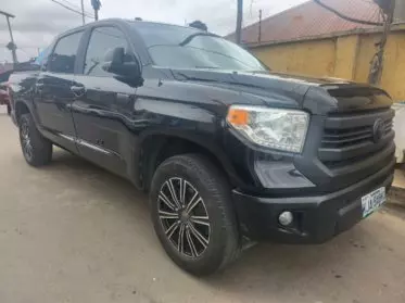 Toyota Tundra