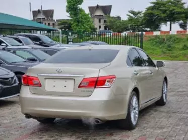 Lexus ES 350