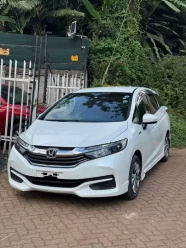 Honda Fit shuttle