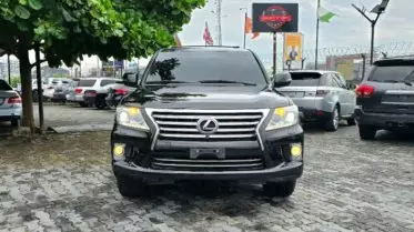 Lexus LX 570