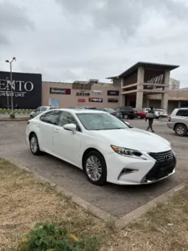 Lexus ES 350